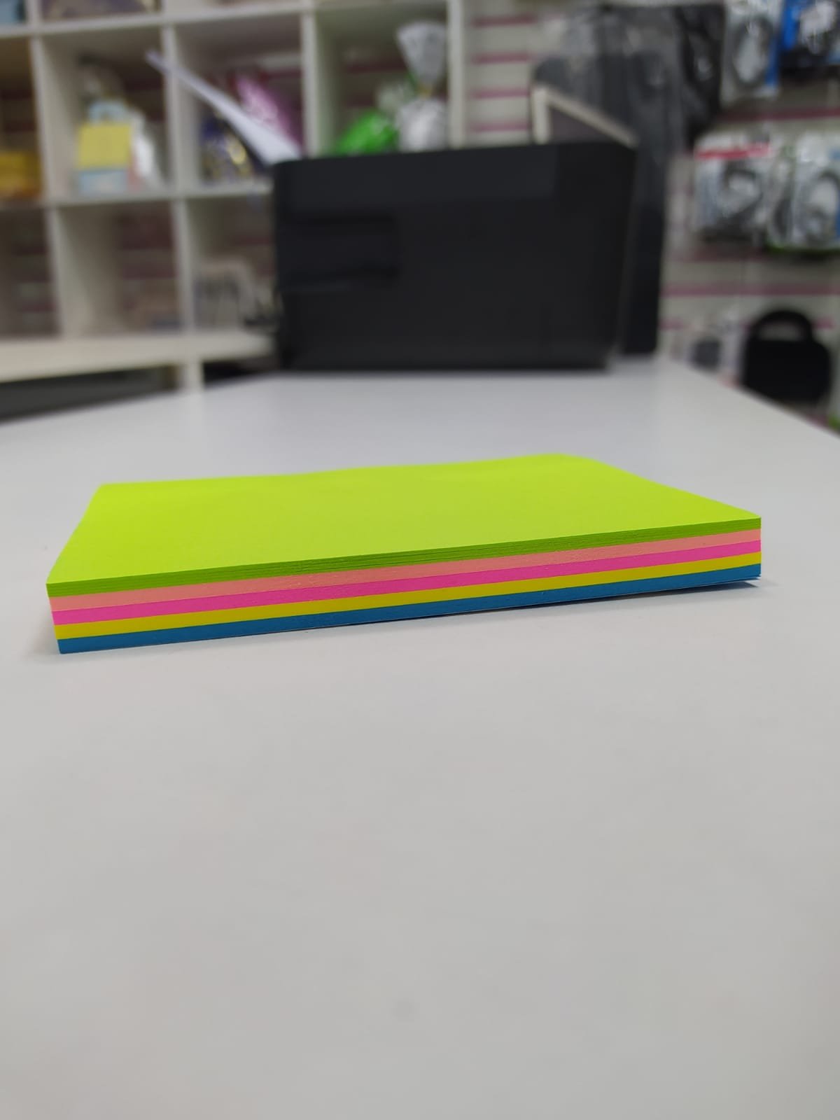 Bloquinho de Notas Post It 8x10 cm 5 cores - Imagem 3